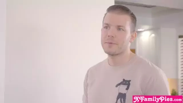 Easter bunnies teens were horny and had stepbro find their eggs with his cock