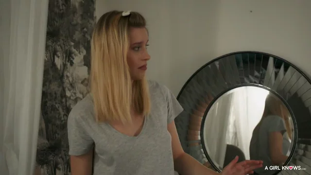 Lottie Magne Freya Mayer have nice lesbian sex
