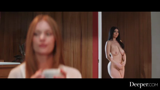 A professor seduces his student disturbing the delicate balance in the lives around him