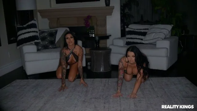 Payton Preslee playing cock with Lacey Jayne