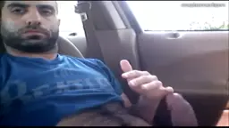 Hot Armenian Guy jerks off in car